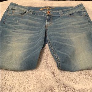 Women’s Arizona Jeans (medium wash)
